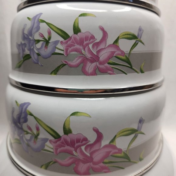 Vintage White Metal Enamel Nesting & Mixing Bowls Mixed Lot of 4 Bowls Kobe - Picture 6 of 7